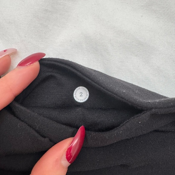 Lululemon Align Joggers - Picture 3 of 12